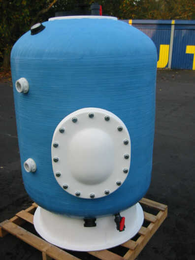 Filterbehälter Baureihe B, Durchmesser 1050 mm mit seitlichem  Mannloch